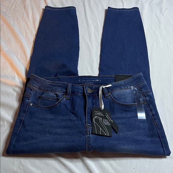NWT Tahari Classic Skinny Jeans - Picture 4 of 10